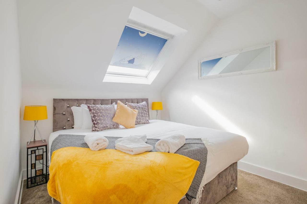 2 Bedroom Apt At Sensational Stay Serviced Accommodation Aberdeen - Clifton Road Exterior foto