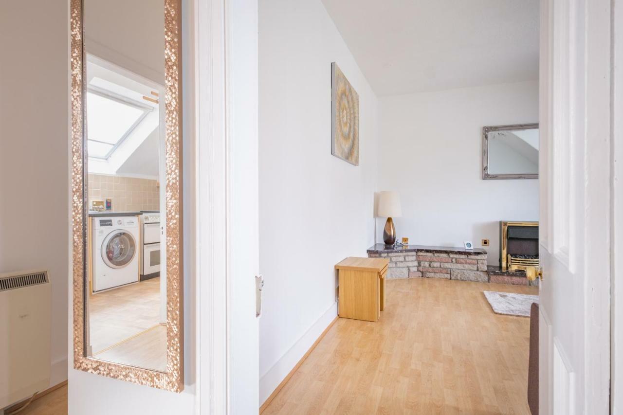 2 Bedroom Apt At Sensational Stay Serviced Accommodation Aberdeen - Clifton Road Exterior foto